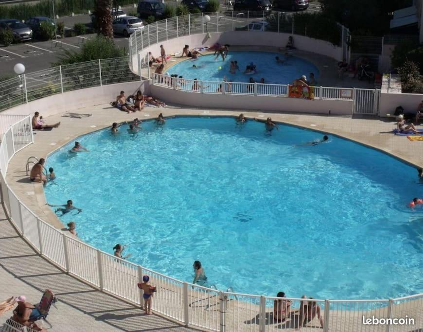 Le Lagon Bleu 4 Personnes Le Grau-du-Roi Bagian luar foto